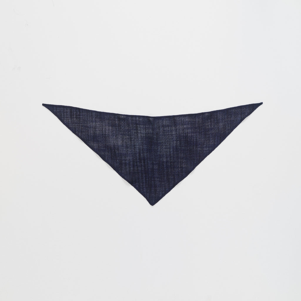 Mesh Triangle Scarf